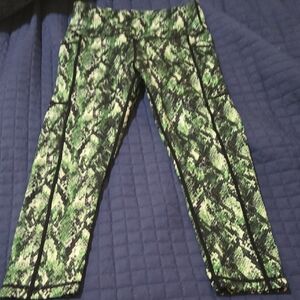 Constantly Varied Gear Python Capris